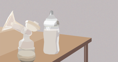 Illustration of breast pump and bottle with breast milk.