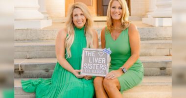 UNC liver donor and recipient Ana Cooke and Cristy Brewer